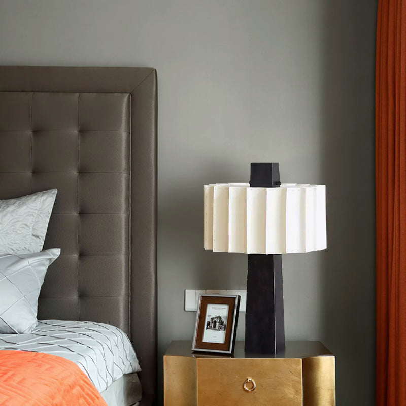 Pleated Cylinder Prismatic Iron Table Lamp