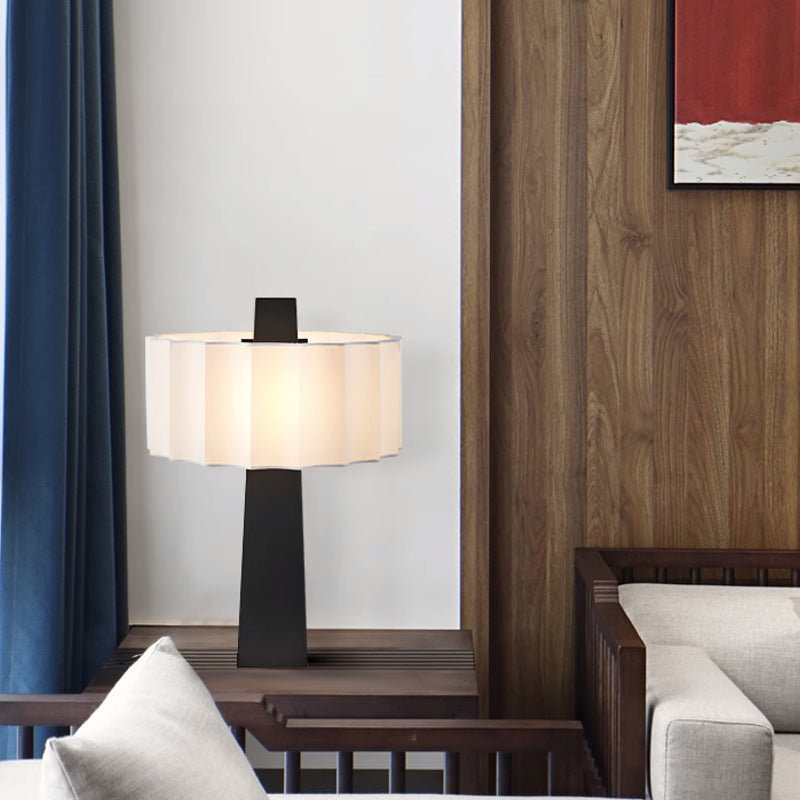 Pleated Cylinder Prismatic Iron Table Lamp