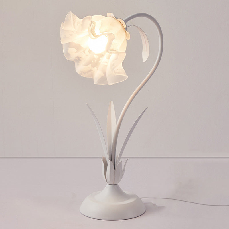 Bellflower Shape Iron Acrylic Table Lamp