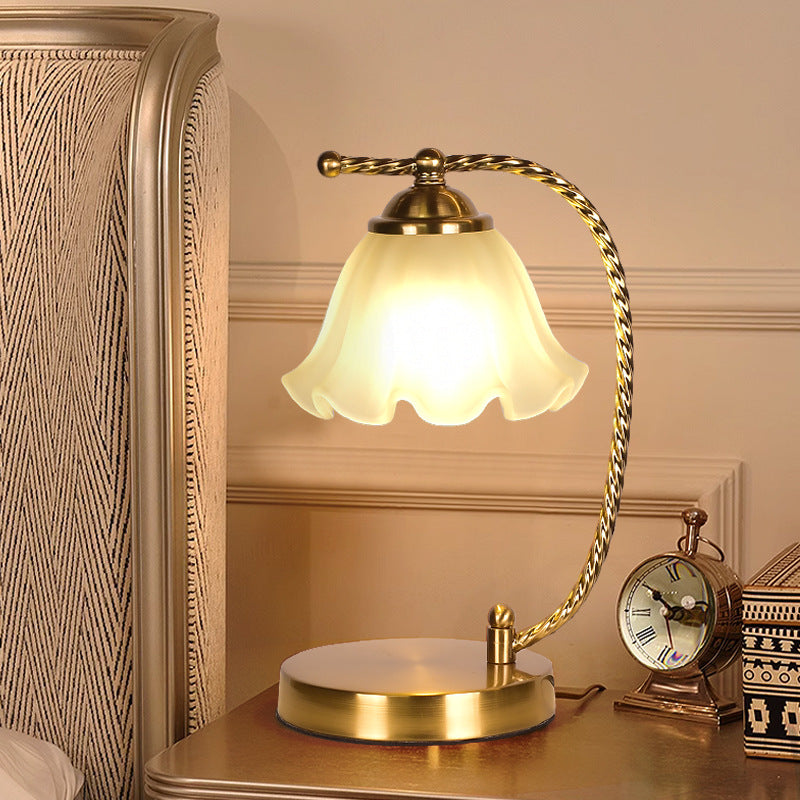 Floral Round Iron Glass Table Lamp