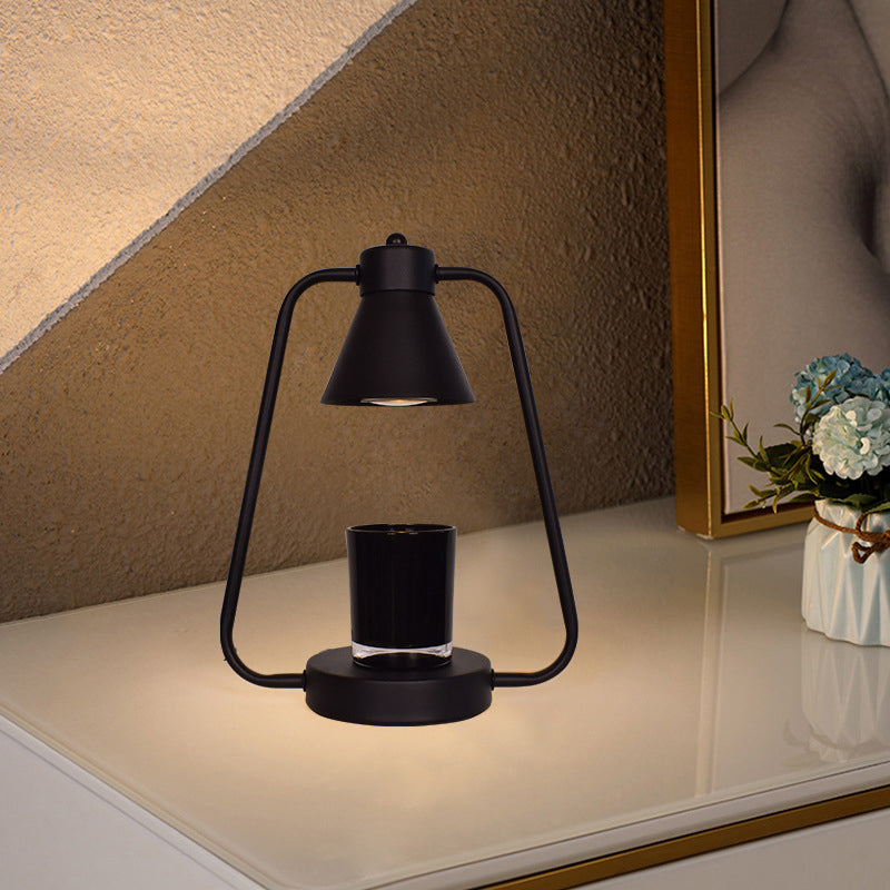 Round Prism Iron Melting Table Lamp