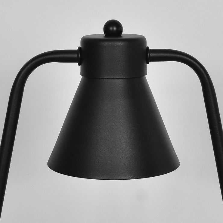 Round Prism Iron Melting Table Lamp