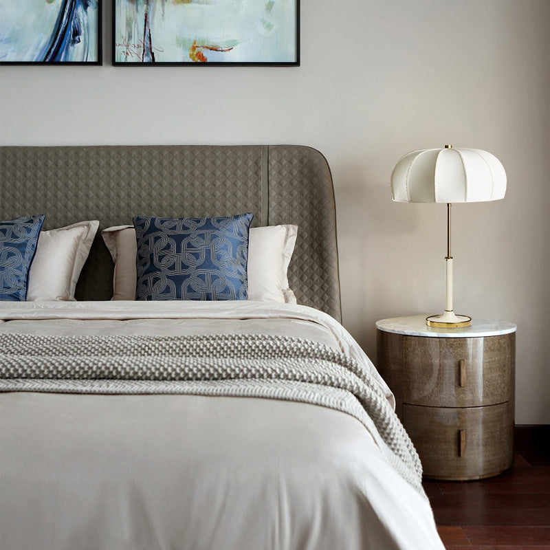 Round Iron Fabric Bedroom Table Lamp
