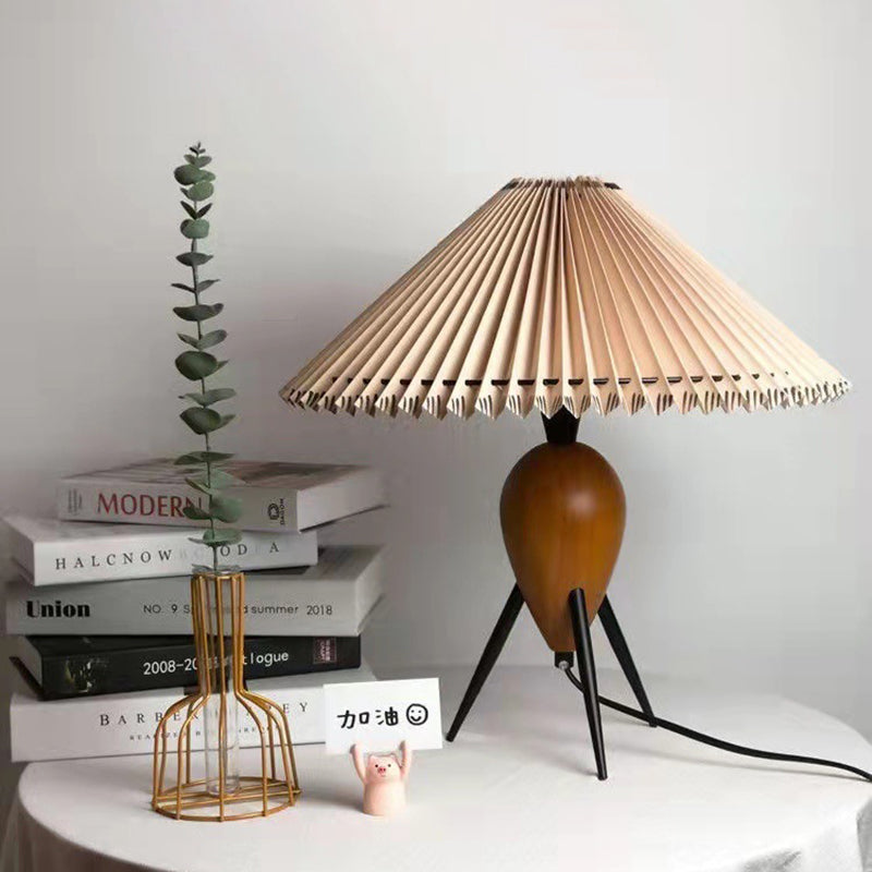 Pleated Oval Cone Rubberwood Table Lamp