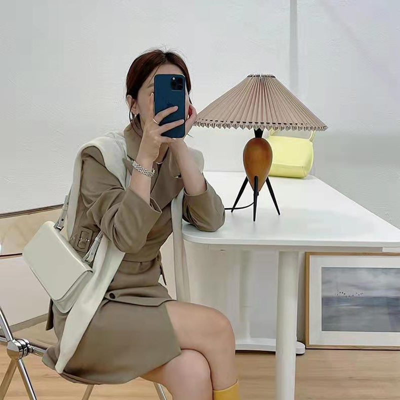 Pleated Oval Cone Rubberwood Table Lamp
