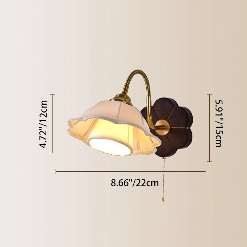 Floral Round Wood Alloy Wall Lamp