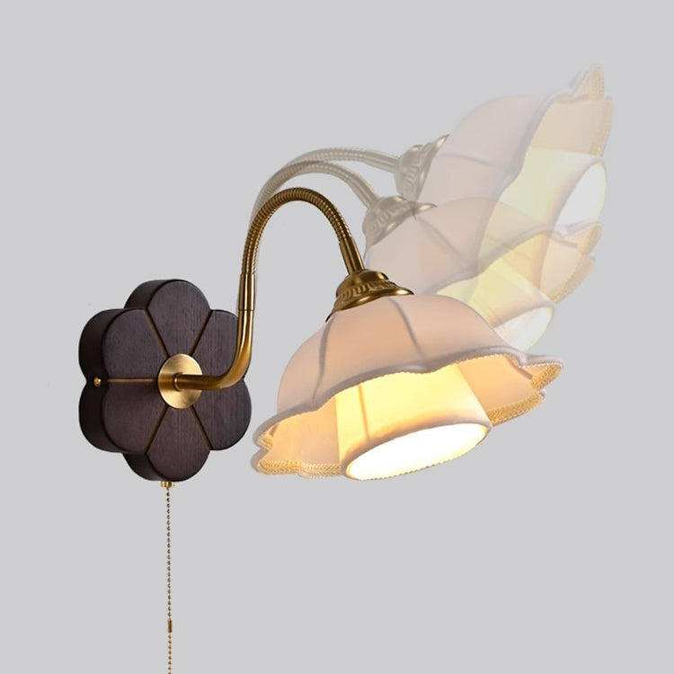 Floral Round Wood Alloy Wall Lamp