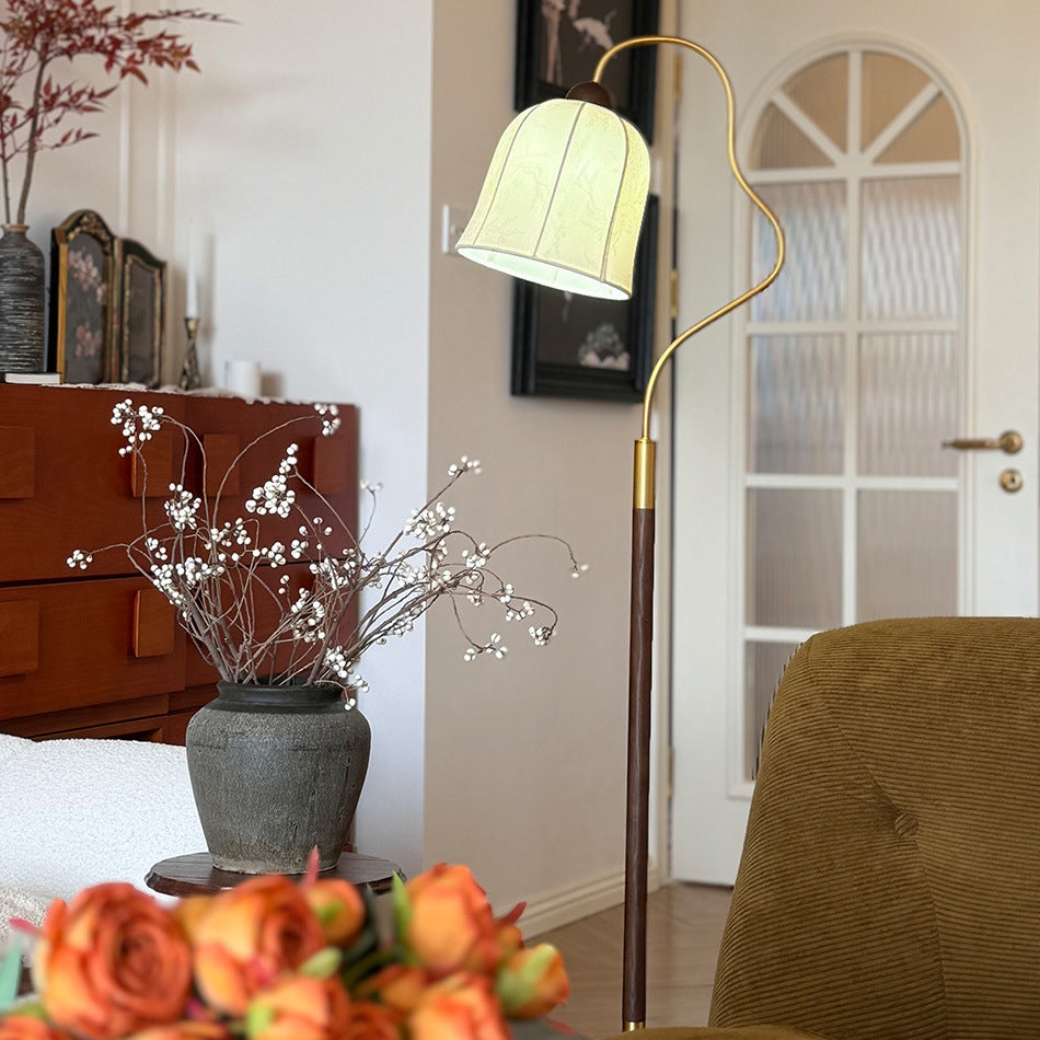 Round Curved Wood Fabric Floor Lamp