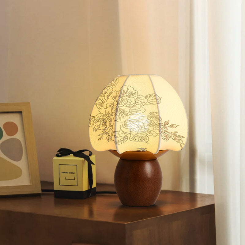 Round Wood Alloy Fabric Table Lamp