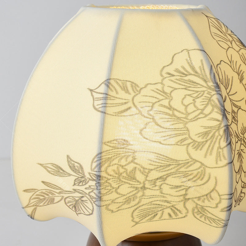 Round Wood Alloy Fabric Table Lamp