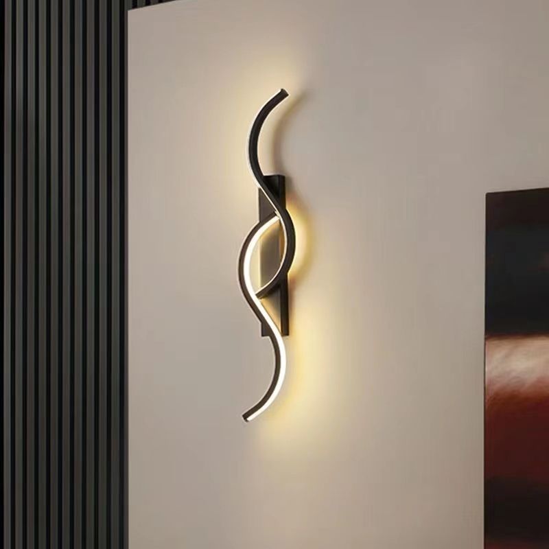 Long Curve Aluminum Silicone Wall Lamp