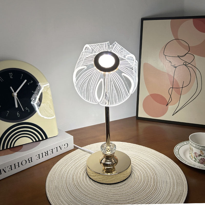 Petal Shape Round Metal Table Lamp