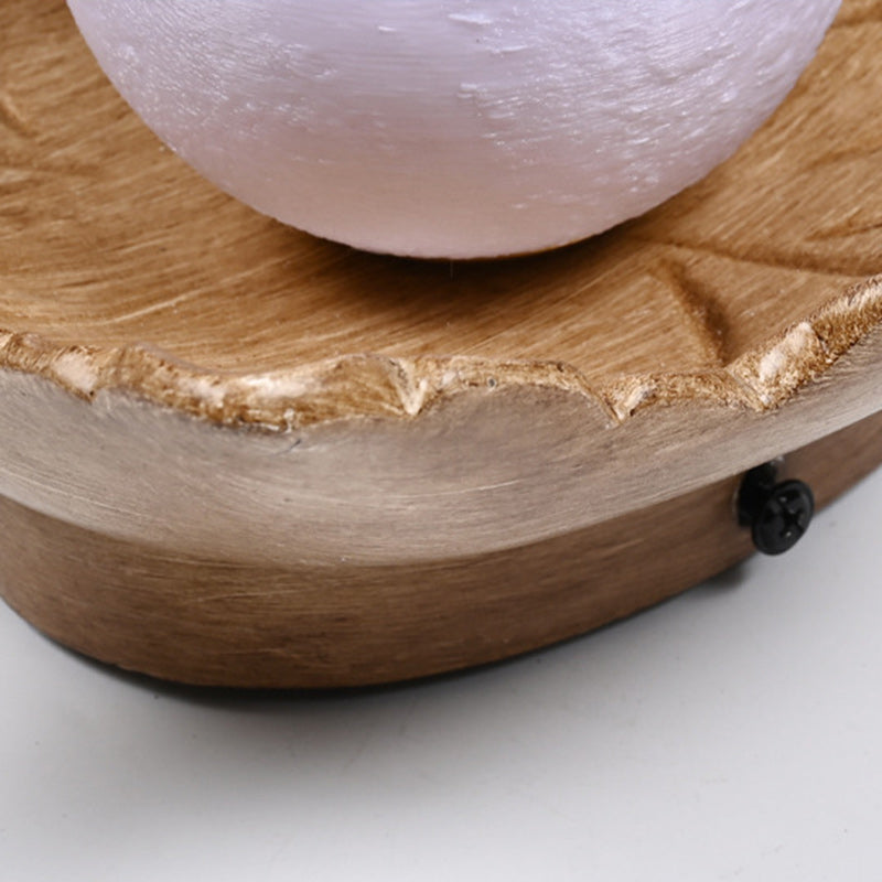 Maple Leaf Round Resin Wall Lamp