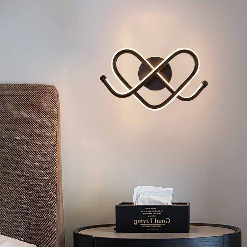 Heart Iron Aluminum Silicone Wall Lamp