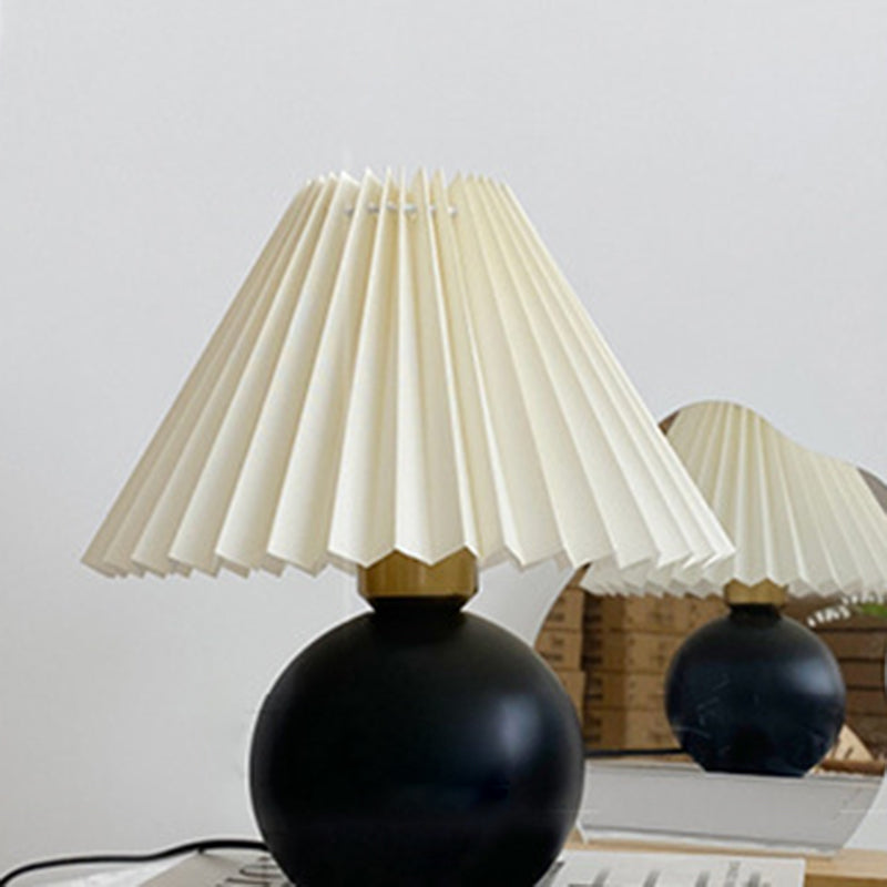 Round Sphere Rubberwood Cloth Table Lamp