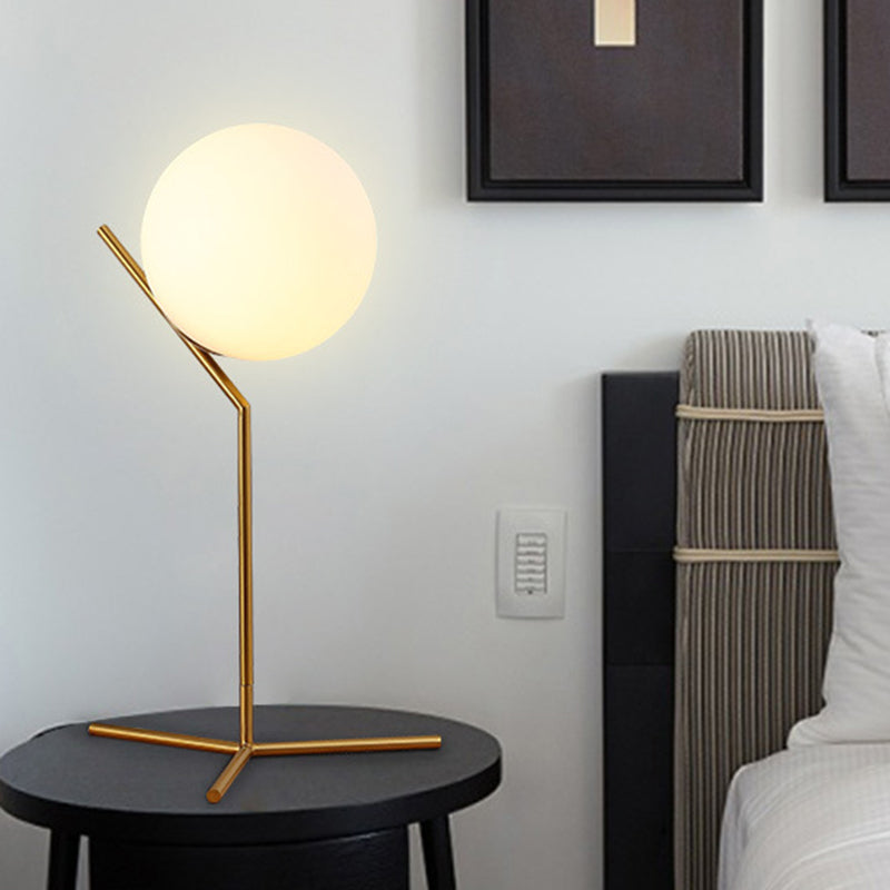 Sphere Iron Glass Bedroom Table Lamp