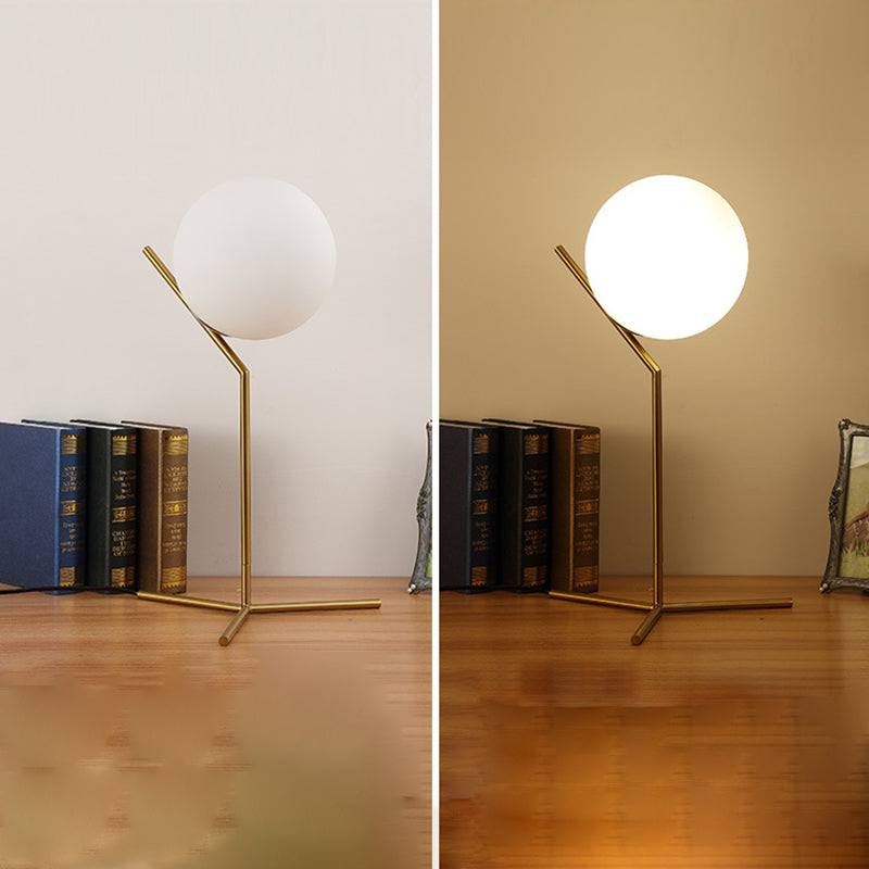Sphere Iron Glass Bedroom Table Lamp