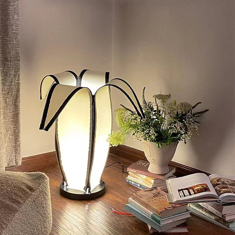 Traditional Vintage Fabric Plastic Floor Lamp