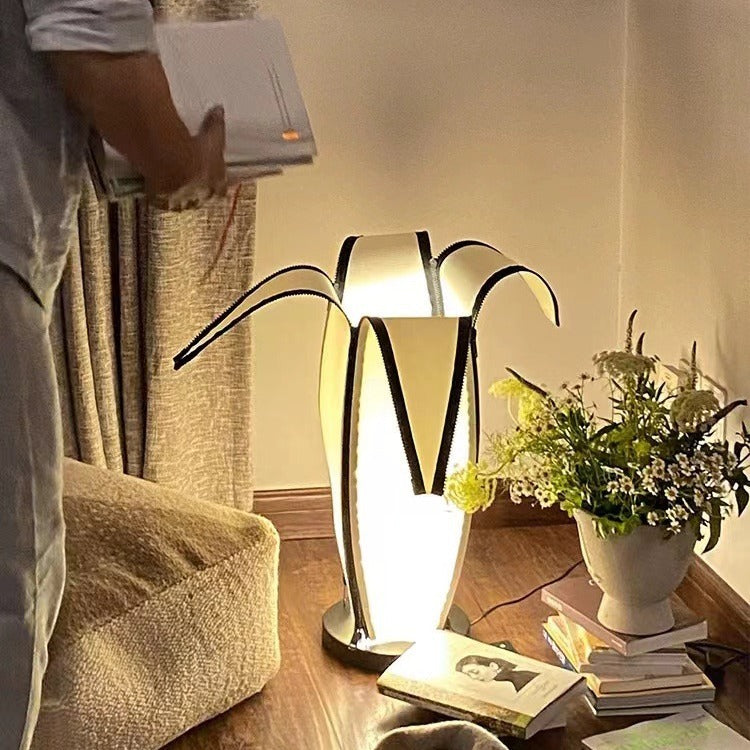 Traditional Vintage Fabric Plastic Floor Lamp