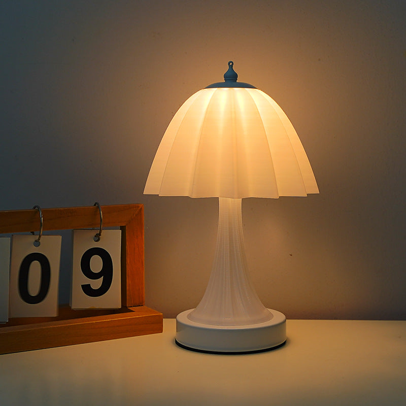Dome Iron PLA Bedroom Table Lamp