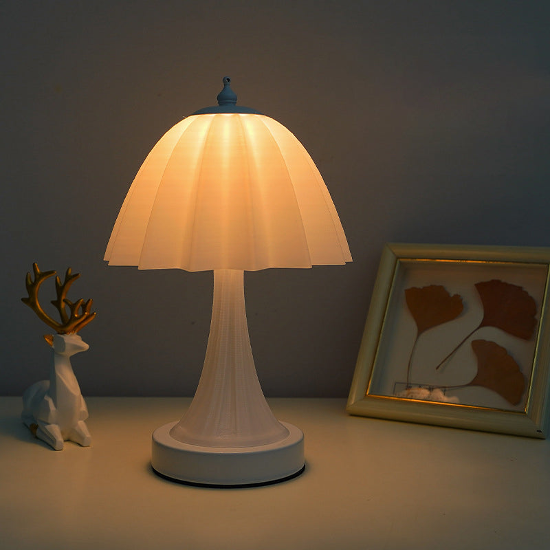Dome Iron PLA Bedroom Table Lamp
