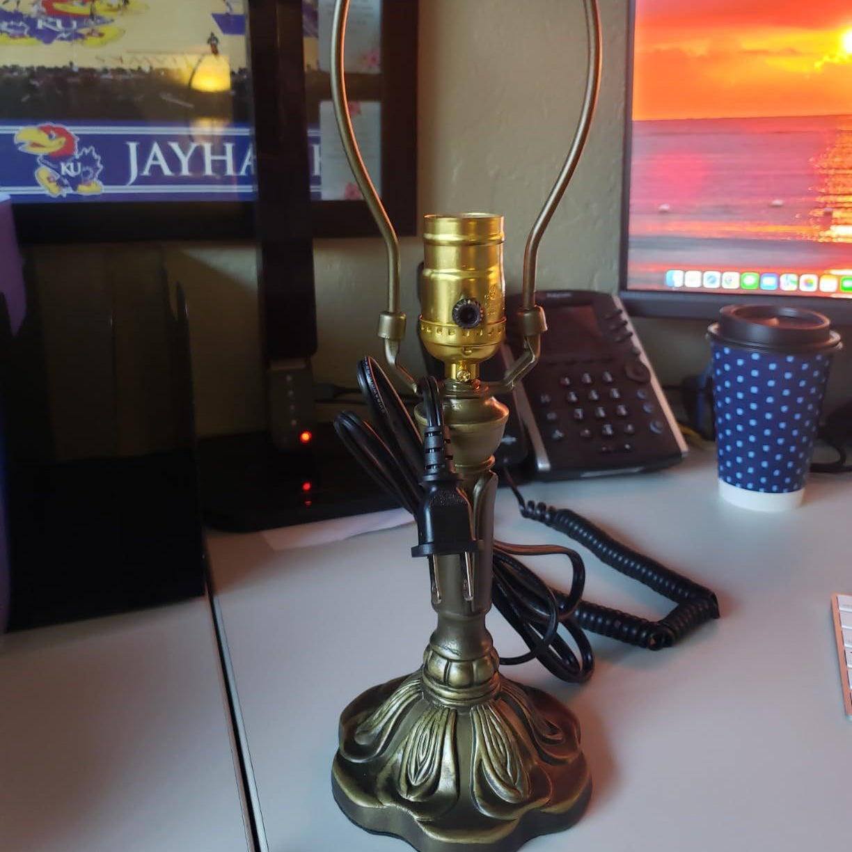 Dome Metal Glass Bedroom Table Lamp