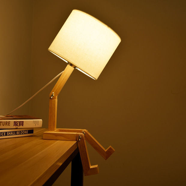 Humanoid Robot Fabric Solid Table Lamp