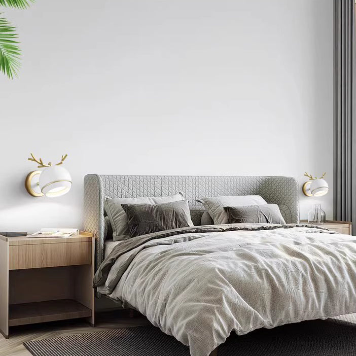 Antlers Globe Iron Bedroom Wall Lamp