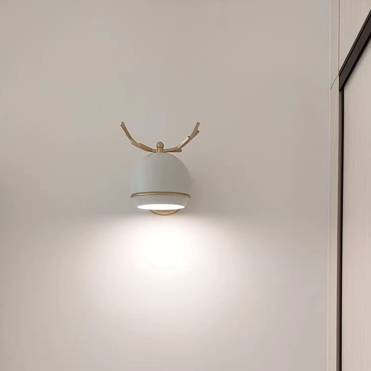 Antlers Globe Iron Bedroom Wall Lamp
