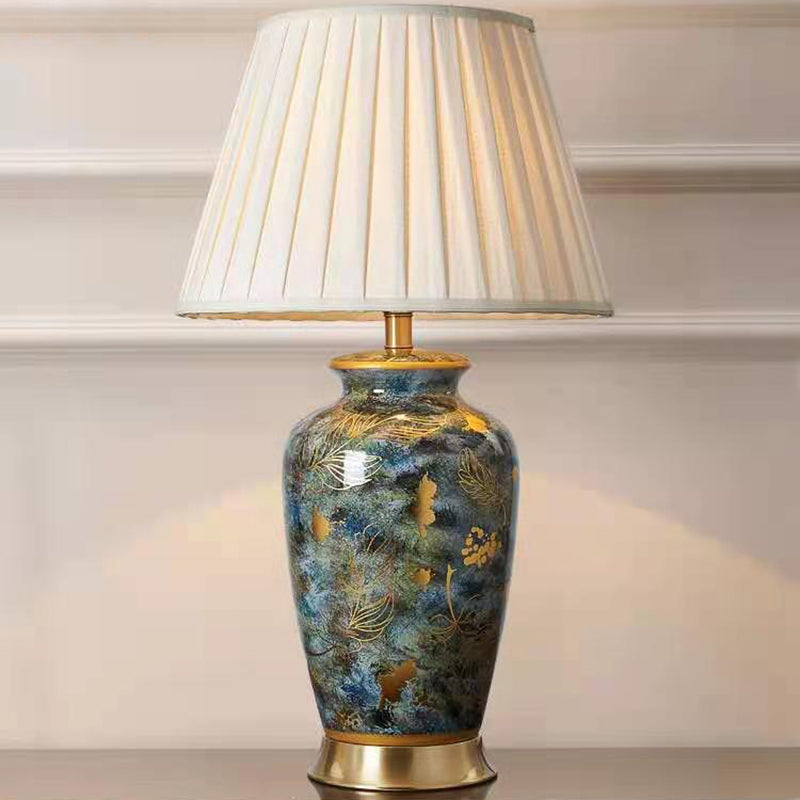 Elegant Porcelain Pleated Classic Table Lamp