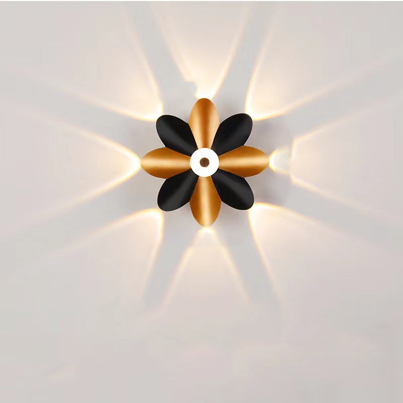 Flower-Shaped Design Aluminum Patio Outdoor Light