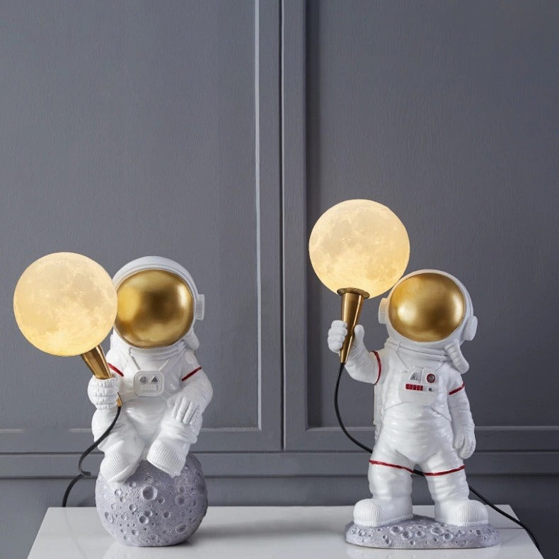Kids Cartoon Astronaut Resin Table Lamp