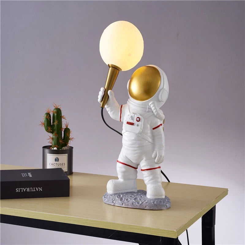Kids Cartoon Astronaut Resin Table Lamp