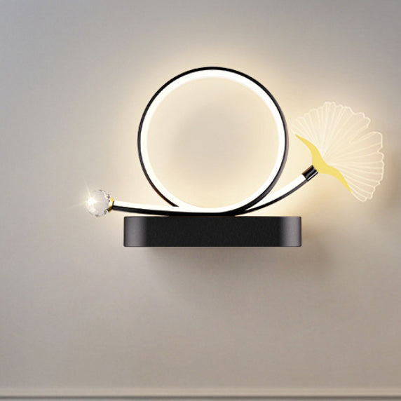Ginkgo Biloba Circle Iron Wall Lamp