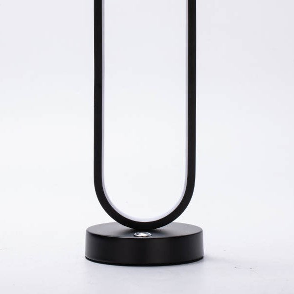 Oval Iron Silicone Aluminum Table Lamp
