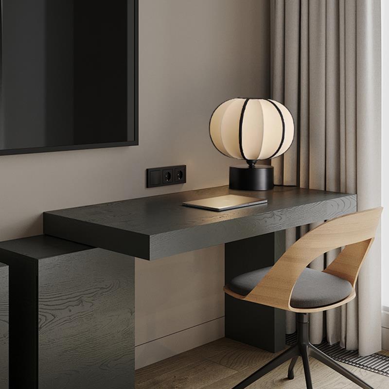 Globe Design Iron Fabric Table Lamp