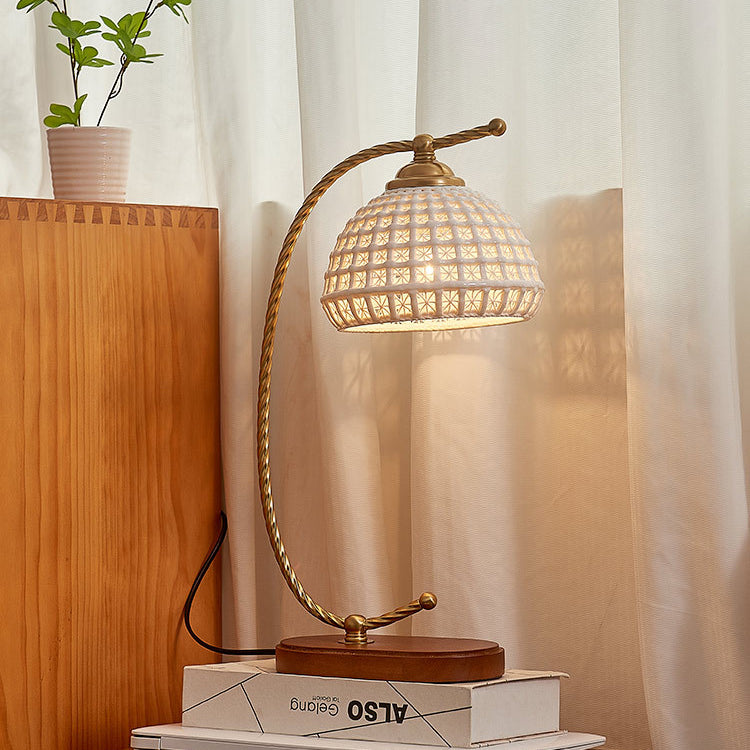 Dome Iron Ceramic Solid Table Lamp