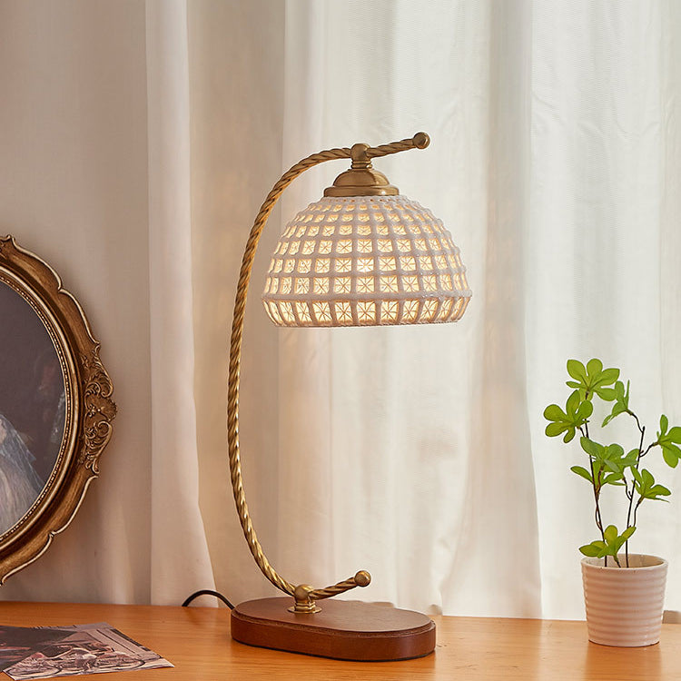 Dome Iron Ceramic Solid Table Lamp