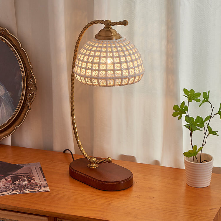 Dome Iron Ceramic Solid Table Lamp