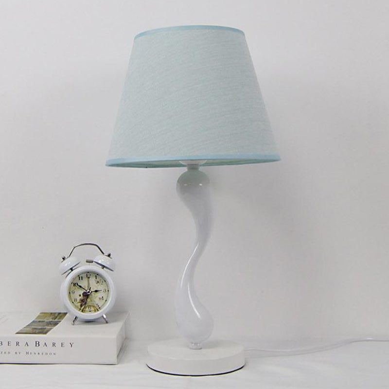 Frustum Cone Iron Fabric Table Lamp