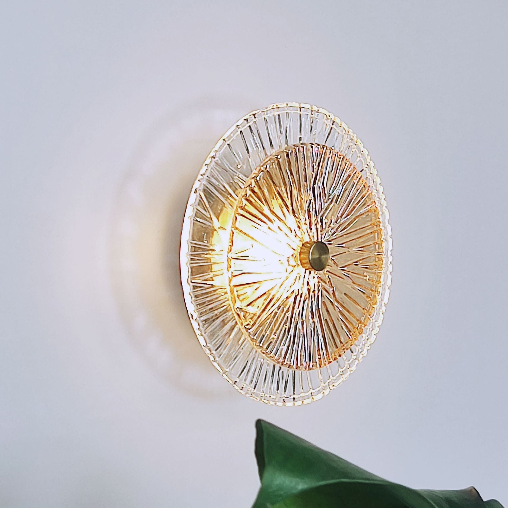 Round Metal Glass Living Wall Lamp