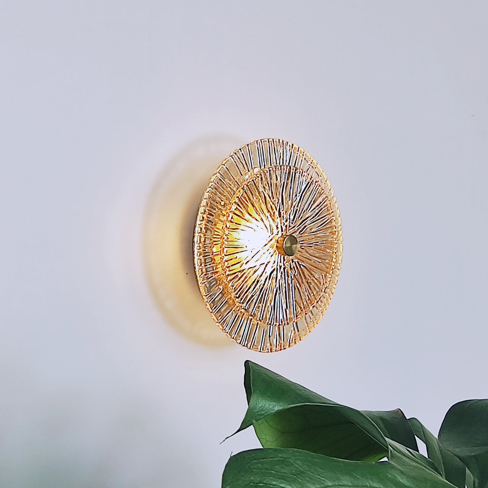 Round Metal Glass Living Wall Lamp