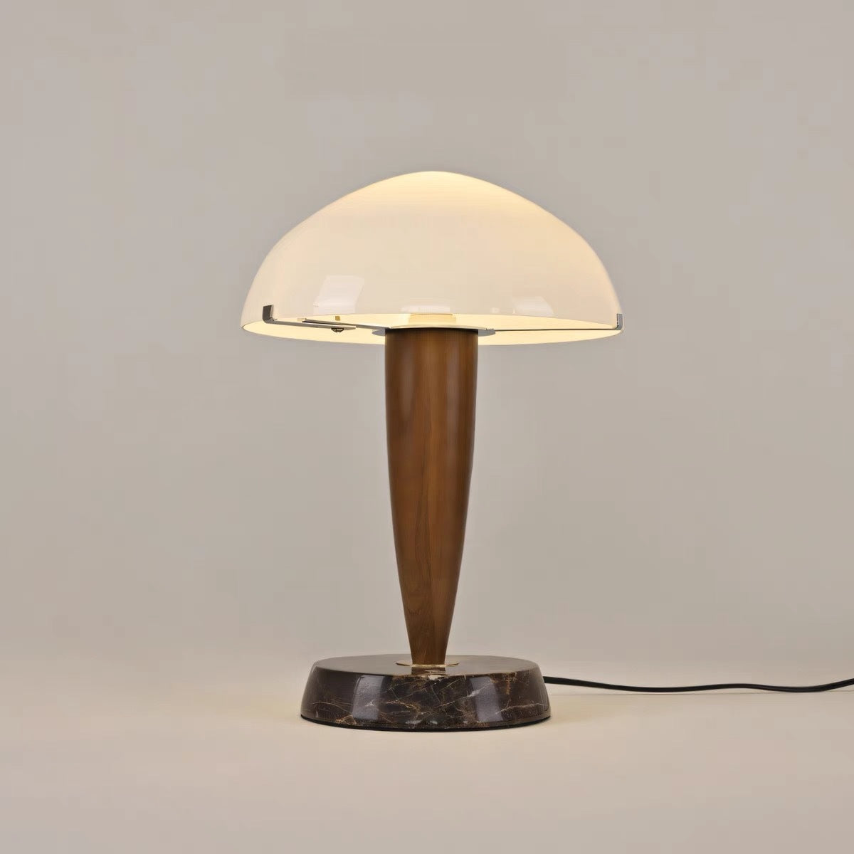 Wood Grain Mushroom-shaped Marble Table Lamp