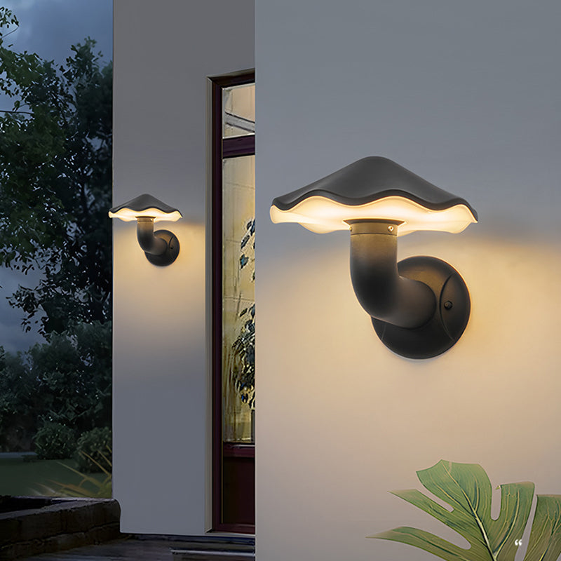 Mushroom-Shaped Aluminum PC Patio Outdoor Light