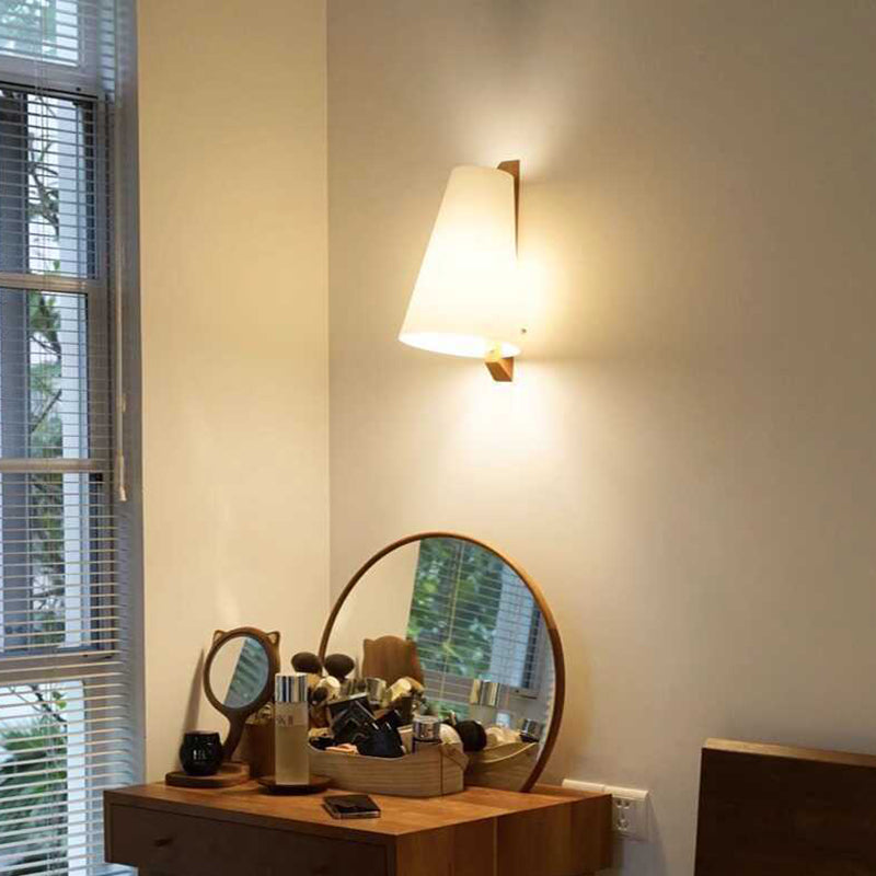 Cone Paper Solid Wood Wall Lamp