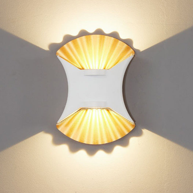 Conch Aluminum Glass Patio Outdoor Light