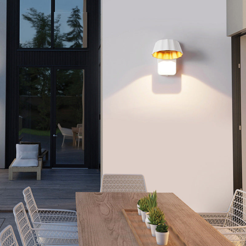 Rotatable Flower Aluminum Glass Outdoor Light
