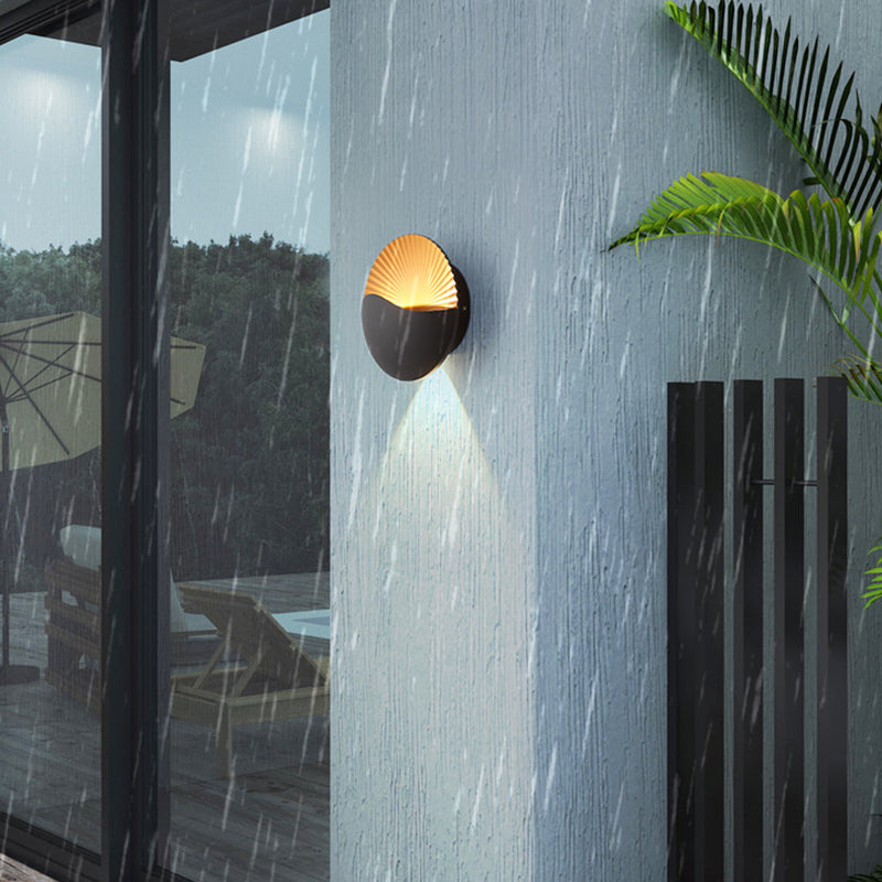 Round Metal Glass Garden Outdoor Light