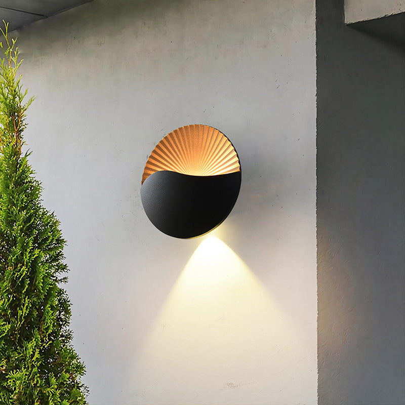 Round Metal Glass Garden Outdoor Light