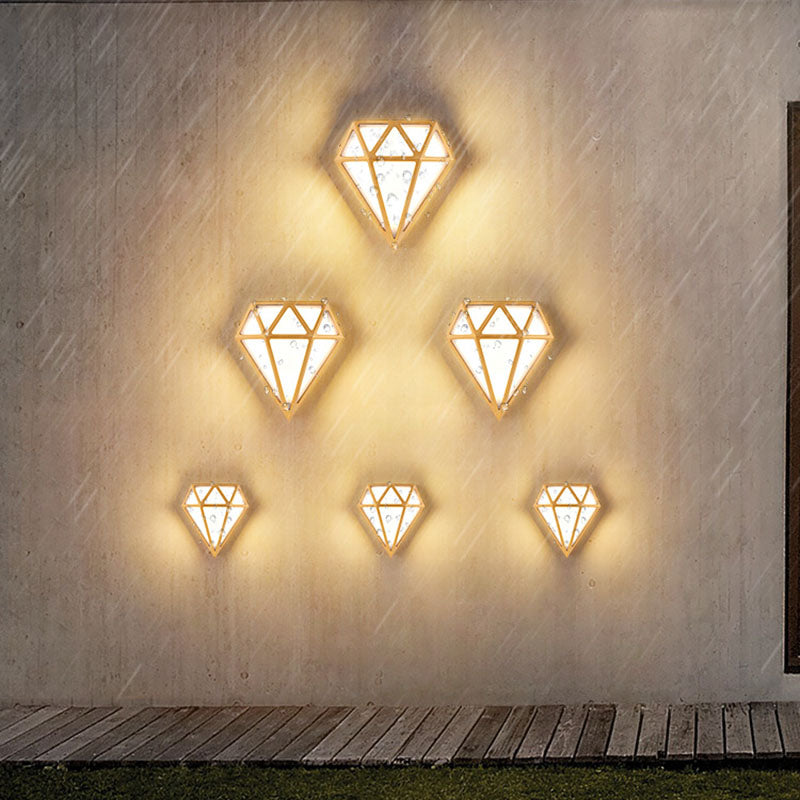 Diamond Aluminum Acrylic Garden Outdoor Light